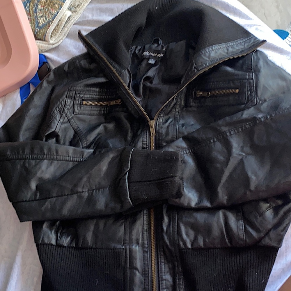 Ambiance apparel size L